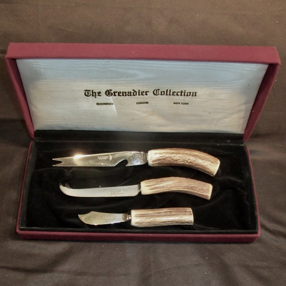 Bar,  Cheese and Butter Knife Set